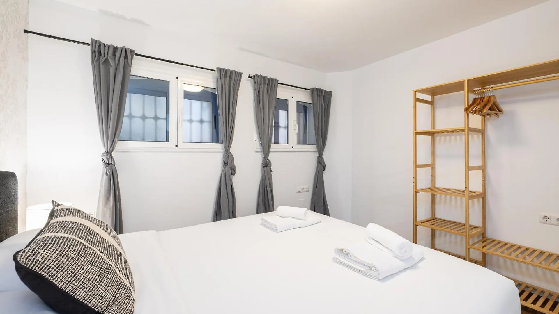 Modern & Cozy -1Bedroom-Coutyard-Center Μάλαγα