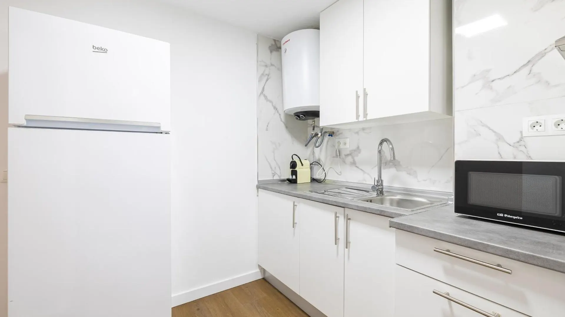 Διαμέρισμα Modern & Cozy -1Bedroom-Coutyard-Center Μάλαγα